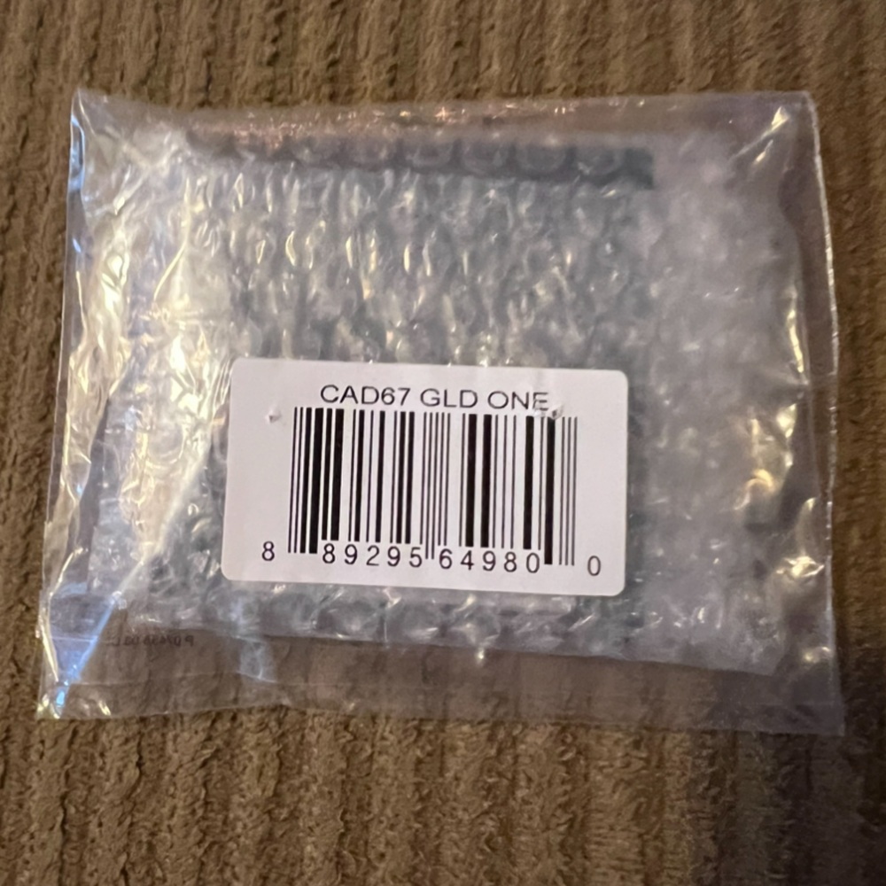 Coach Mini Bow Stud Earrings nwt in packaging - Picture 3 of 3